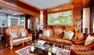 2 Bedrooms Condo for sale in Nong Prue, Pattaya Royal Cliff Garden