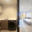 1 спален Кондо в аренду в Life Sathorn Sierra, Talat Phlu