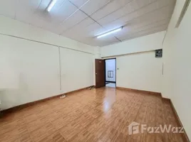 ขายคอนโด 1 ห้องนอน ในโครงการ Namchoke Condominium, หัวหมาก, บางกะปิ, กรุงเทพมหานคร