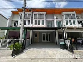 4 Bedroom Townhouse for sale at Golden Town 2 Bangna-Suanluang, Racha Thewa, Bang Phli, Samut Prakan