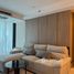 1 спален Квартира в аренду в The Rajdamri, Pathum Wan