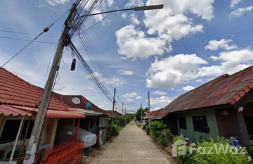 Baan Rungrueng Lakeview in San Phisuea, 清迈