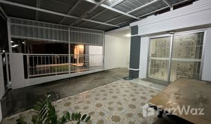 巴吞他尼 Pracha Thipat Pruksa Ville 7 3 卧室 联排别墅 售 