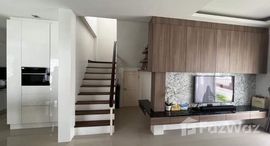 Available Units at Uraiwan Grand Villa