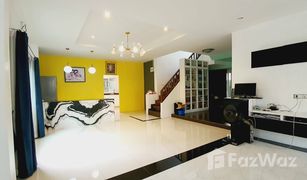3 Schlafzimmern Haus zu verkaufen in Lat Sawai, Pathum Thani Discovery Balika