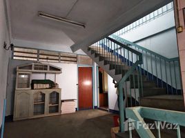  Здания целиком for sale in MRT Station, Бангкок, Wang Burapha Phirom, Пхра Накхон, Бангкок