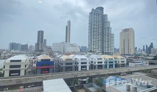 1 Bedroom Condo for sale in Khlong Ton Sai, Bangkok Urbano Absolute Sathon-Taksin