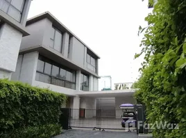 บ้านเดี่ยว 4 ห้องนอน ให้เช่า ในโครงการ ควอเตอร์ ทองหล่อ, คลองตันเหนือ, วัฒนา, กรุงเทพมหานคร