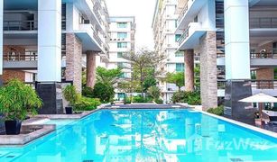 2 Bedrooms Hotel for sale in Phra Khanong, Bangkok 