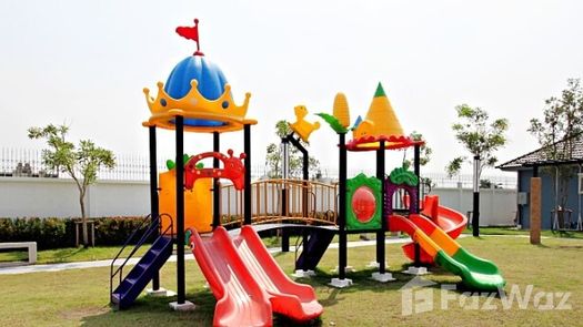 Фото 1 of the Детская площадка на открытом воздухе at Dream Deluxe Ratchaphruek-Pinklao