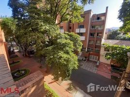 在TRANSVERSE 37 # 71 140出售的3 卧室 住宅, Medellin