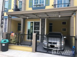 4 Habitación Adosado en venta en Golden Town 2 Srinakarin-Sukhumvit, Phraeksa, Mueang Samut Prakan, Samut Prakan