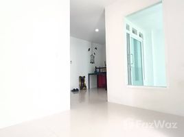 1 Schlafzimmer Wohnung zu verkaufen im The Breeze Condominium, Talat Khwan, Mueang Nonthaburi