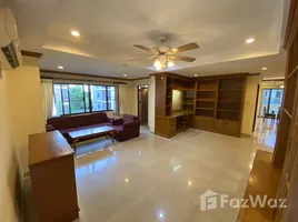 3 Habitación Apartamento en alquiler en Promsak Mansion, Khlong Tan Nuea, Watthana