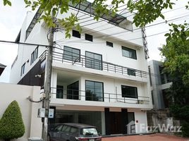 1,200 кв.м. Office for rent in King Rama Ix Park, Nong Bon, Nong Bon