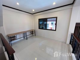 3 Schlafzimmer Reihenhaus zu vermieten im Banyan Villa, Chalong, Phuket Town, Phuket