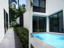 4 Bedrooms Villa for rent in Khlong Tan Nuea, Bangkok Town House Thonglor