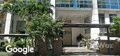 Vista de la calle of Forbes Tower Condominium