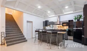 6 Bedrooms House for sale in Nong Prue, Pattaya Temple Lake Villas