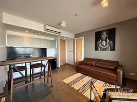 1 chambre Condominium à louer à , Phra Khanong