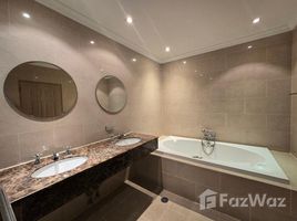 2 спален Кондо в аренду в The Cadogan Private Residences, Khlong Tan Nuea, Щаттхана, Бангкок