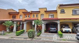 Verfügbare Objekte im San Joaquin de Flores Heredia