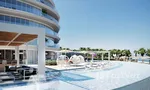 Piscine commune at W Residences Palm Jumeirah 