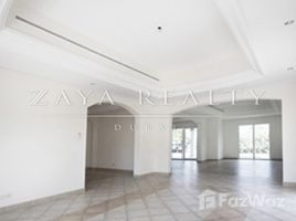 5 Bedrooms Villa for sale in Glitz, Dubai Family Villa