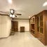 3 Habitación Apartamento en alquiler en Promsak Mansion, Khlong Tan Nuea