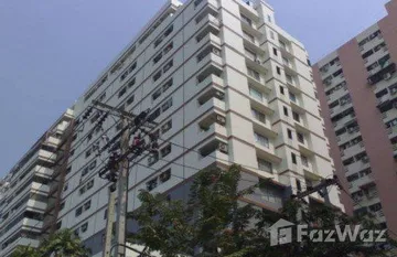 Royal Tower 3 in Sam Sen Nai, 曼谷