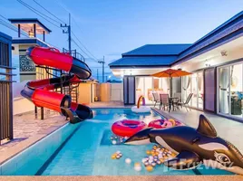 วิลล่า 5 ห้องนอน ให้เช่า ในโครงการ บลู ลอฟท์ 88, ทับใต้