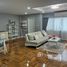 2 спален Кондо в аренду в 49 Suite, Khlong Tan Nuea