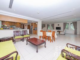 4 Bedroom Villa for sale at Regional, European Clusters, Jumeirah Islands