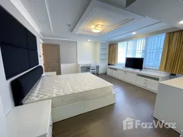 คอนโด 4 ห้องนอน ให้เช่า ในโครงการ โอเรียลเต็ล ทาวเวอร์, คลองตันเหนือ