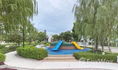 Фото 2 of the Outdoor Kids Zone at Saransiri Ramkhamhaeng