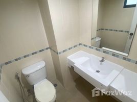 2 спален Кондо в аренду в Lumpini Place Ratchada-Thapra, Dao Khanong