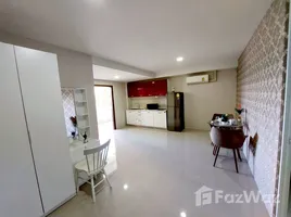 在Grand View Condo Pattaya租赁的开间 公寓, Na Chom Thian
