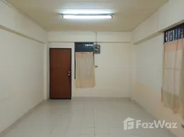 1 Habitación Departamento en alquiler en Wisetsuk Nakhon Condo Prachauthit 45, Bang Mot