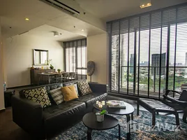 The Lofts Ekkamai で売却中 2 ベッドルーム マンション, Phra Khanong