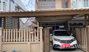 2 Bedrooms Townhouse for sale in Khlong Chan, Bangkok 