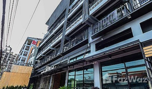 64 Bedrooms Apartment for sale in Huai Khwang, Bangkok 