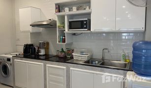 3 Bedrooms Townhouse for sale in Nong Kae, Hua Hin 