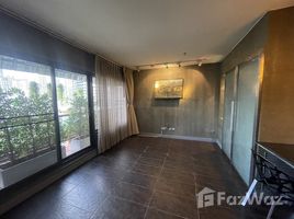 2 chambre Condominium à vendre à Baan Ploenchit., Lumphini