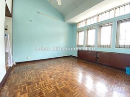 5 Bedroom Townhouse for sale at Petaling Jaya, Bandar Petaling Jaya, Petaling