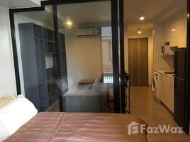 1 спален Кондо на продажу в Maestro 02 Ruamrudee, Lumphini, Патхум Щан, Бангкок