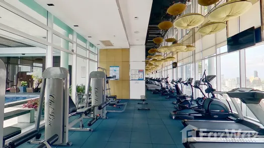 รูปถ่าย 1 of the Communal Gym at ไลฟ์ แอท สาทร 10