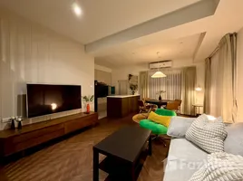 วิลล่า 3 ห้องนอน ให้เช่า ในโครงการ อินดี้ บางนา รามคำแหง 2, ดอกไม้