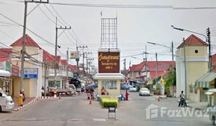 5 Schlafzimmern Reihenhaus zu verkaufen in Phanthai Norasing, Samut Sakhon Wisatesuknakorn 19 Phase 1