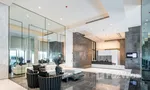 Reception / Lobby Area at Muniq Sukhumvit 23