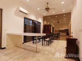 4 Bedrooms Townhouse for rent in Lumphini, Bangkok 4 Bedroom Townhouse for Rent in soi Ruamrudee